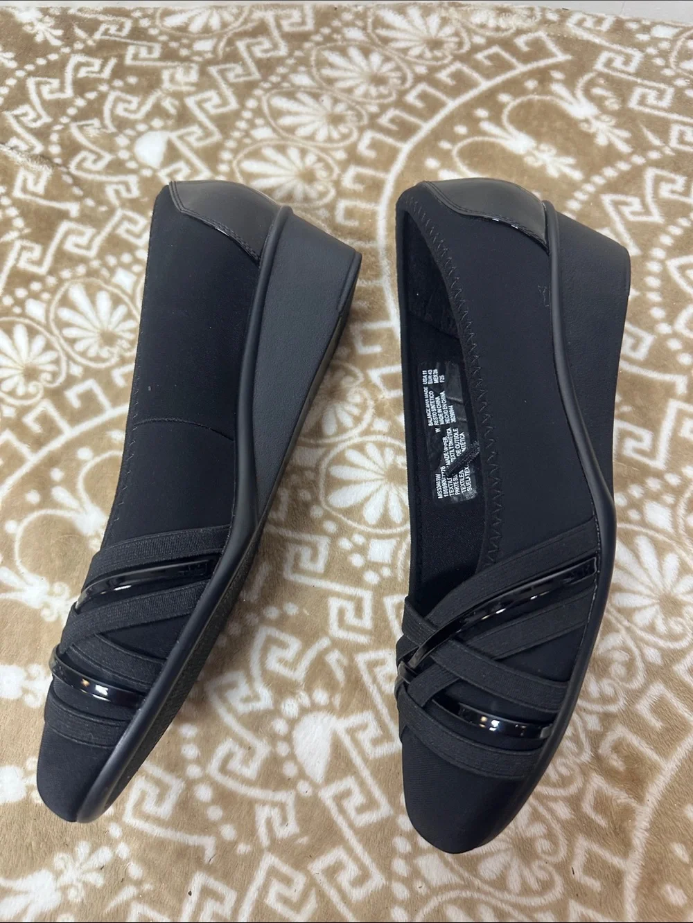 White Mountain Black Crisscross Slip-On Flats